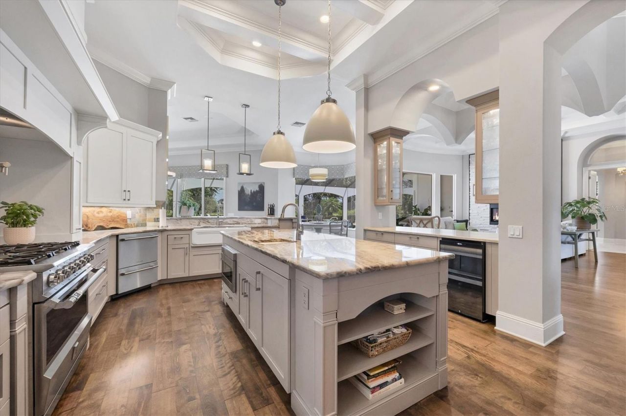 8009 Bounty Lane, Bradenton, FL 34202 Photo