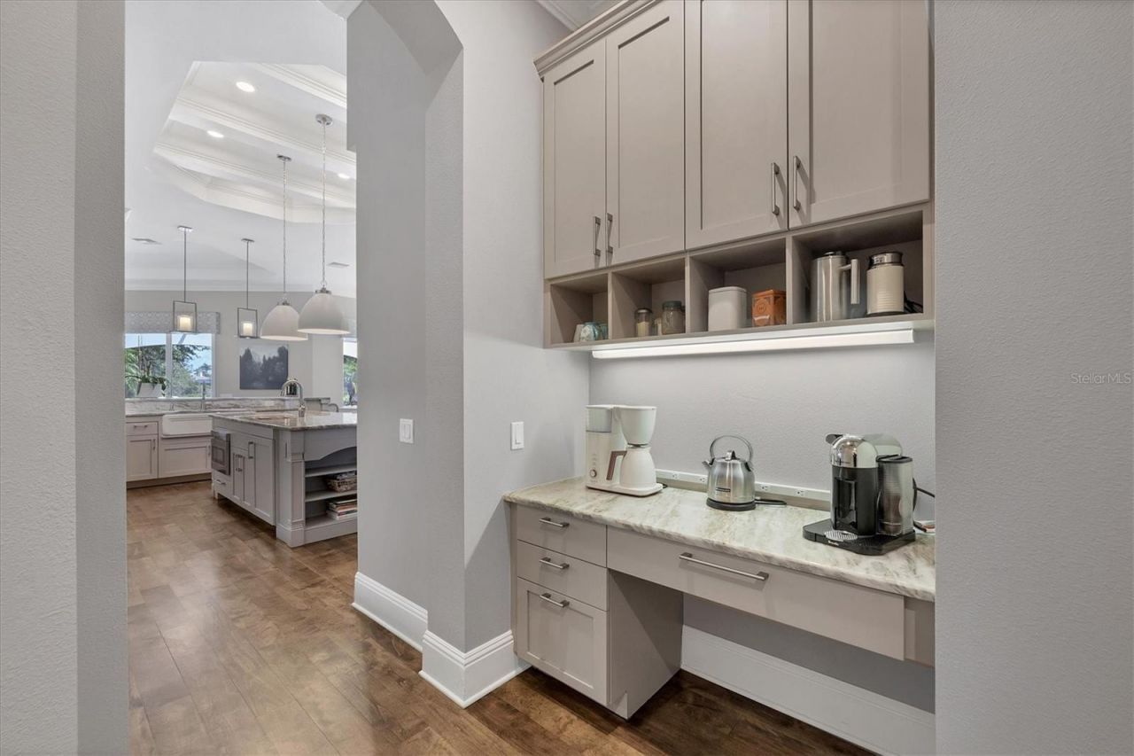 8009 Bounty Lane, Bradenton, FL 34202 Photo