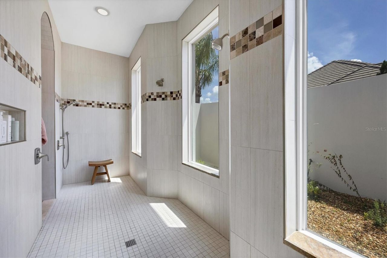 8009 Bounty Lane, Bradenton, FL 34202 Photo