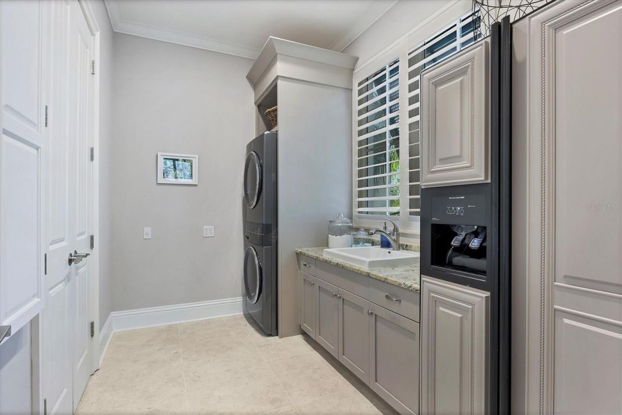 8009 Bounty Lane, Bradenton, FL 34202 Photo