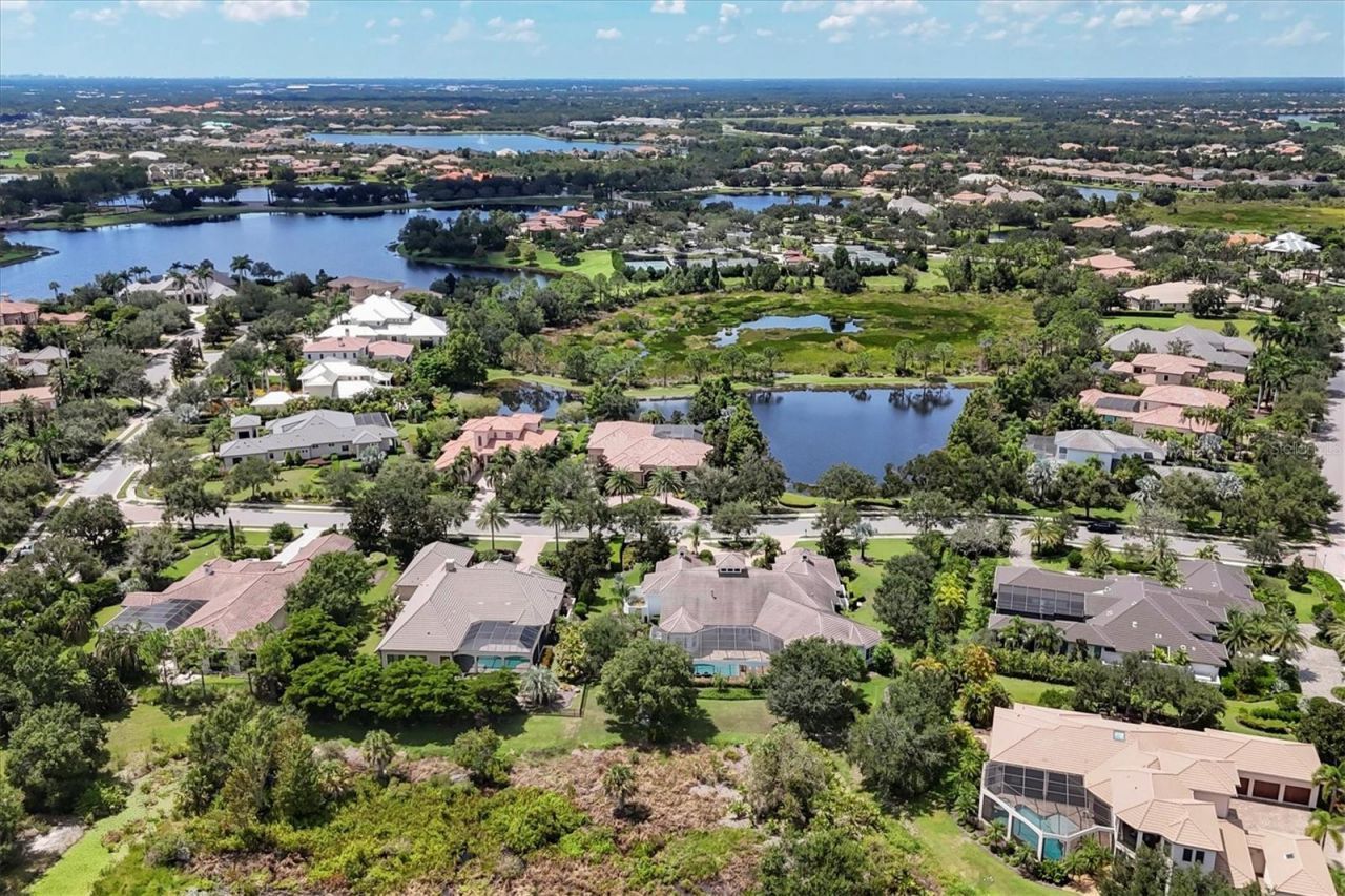 8009 Bounty Lane, Bradenton, FL 34202 Photo