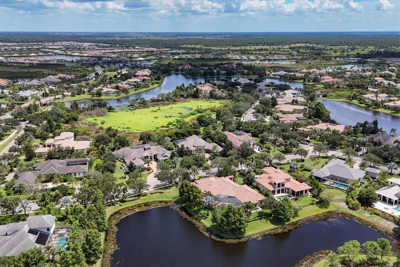 8009 Bounty Lane, Bradenton, FL 34202 Photo