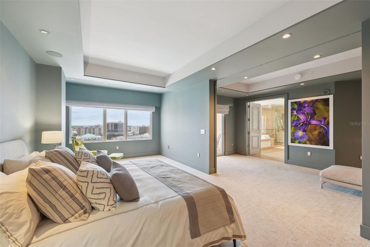 1111 Ritz Carlton Drive, Unit 1704, Sarasota, FL 34236 Photo