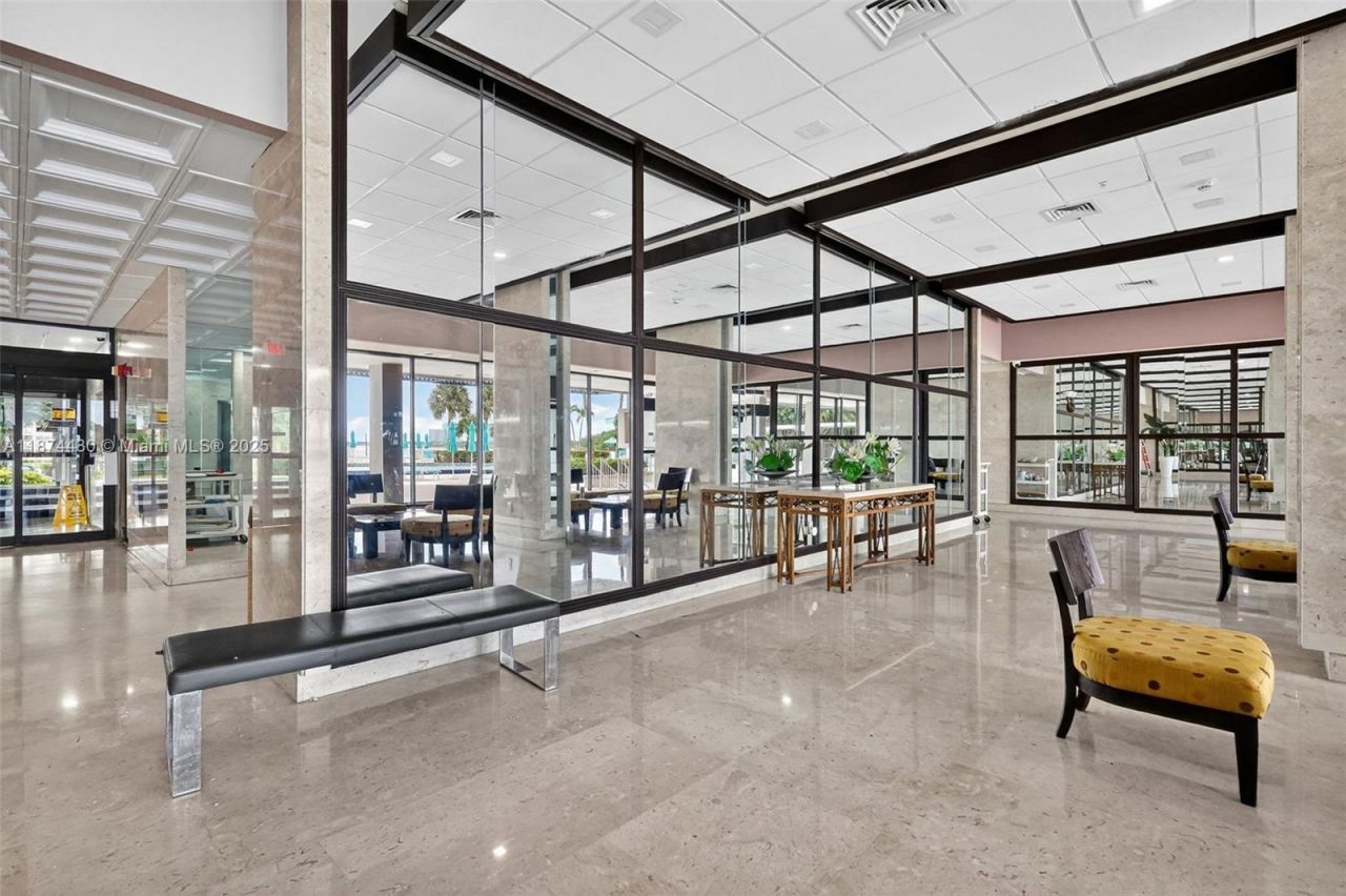 300 Bayview Dr, Unit 1009, Sunny Isles Beach, FL 33160 Photo