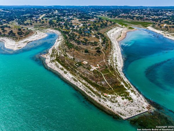 23375 N Cranes Mill, Canyon Lake, TX 78133