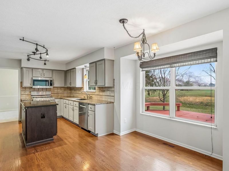 9529 Wayne Brown Drive, Powell, OH 43065 Photo 14