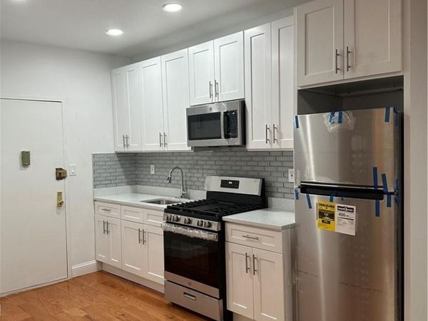 145 Morningside Avenue, Unit 2C, New York (Manhattan), NY 10027