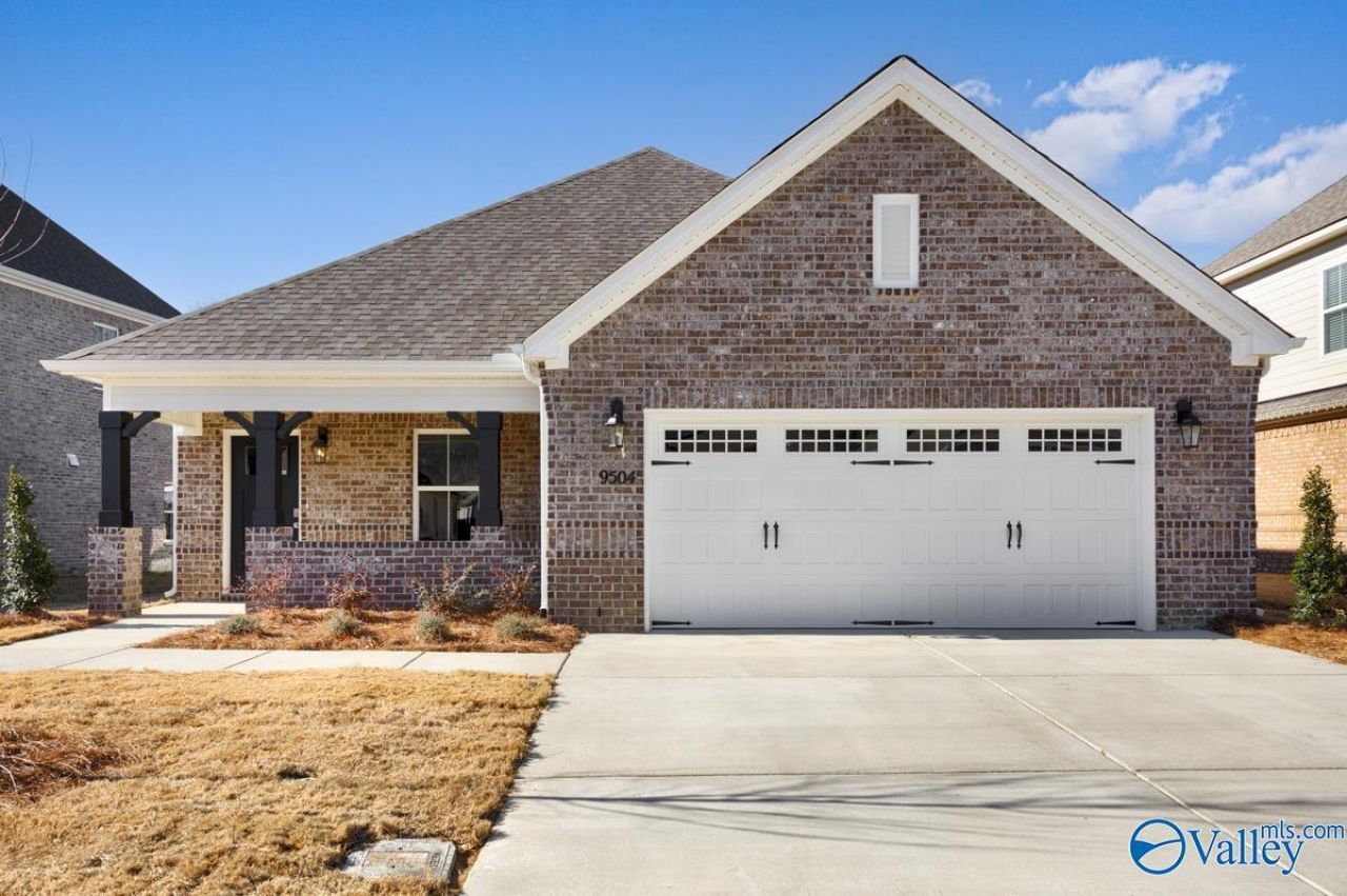 9504 Hampton Oak Drive Se, Owens Cross Roads, AL 35763 Main Photo
