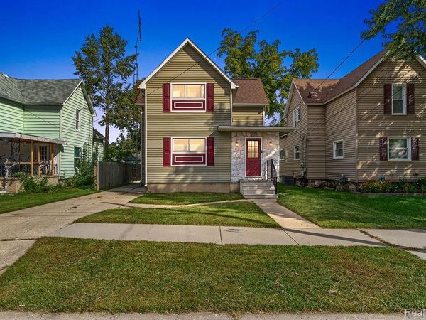 102 Elm Street, Durand, MI 48429