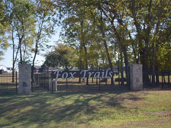 293rd Avenue E, Coweta, OK 74429