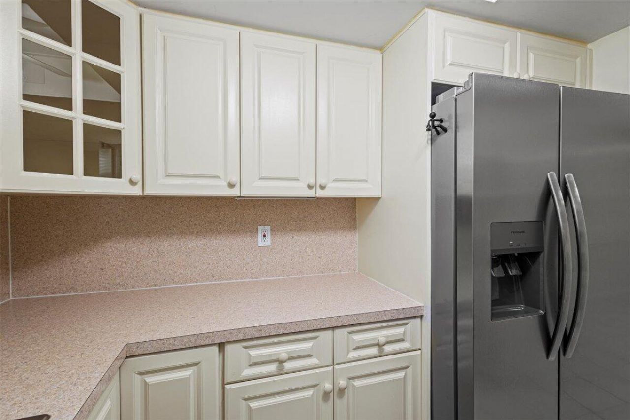 511 SW South River Drive, Unit 103, Stuart, FL 34997 Photo