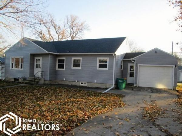 308 S 3Rd Street, Klemme, IA 50449