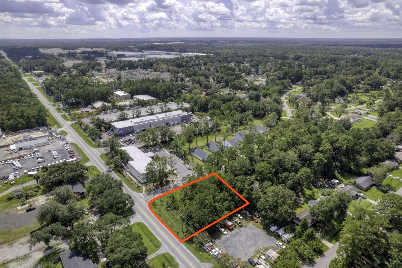 10041 Hwy 78 Photo 7