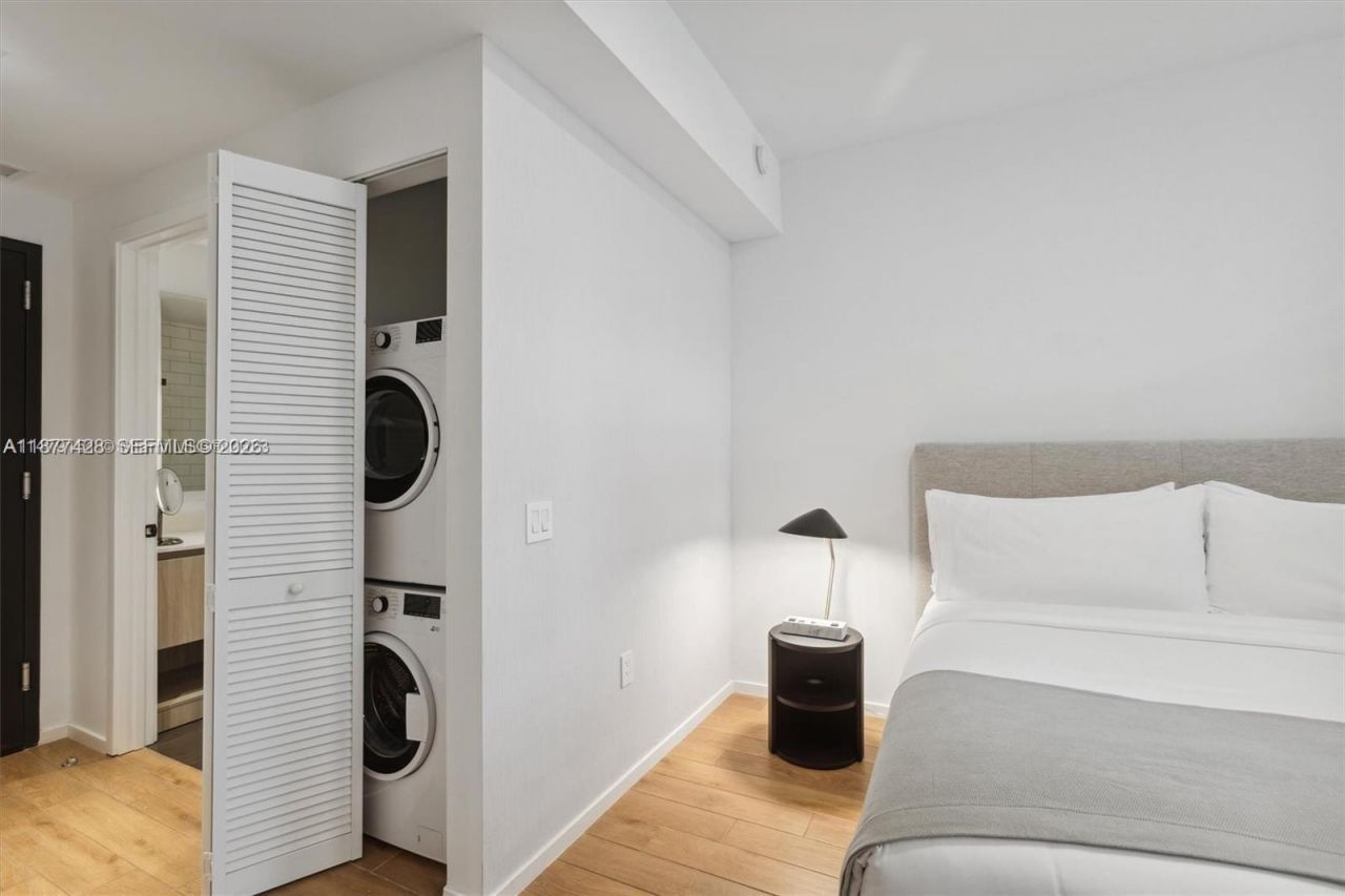 398 NE 5th St, Unit 2316, Miami, FL 33132 Photo