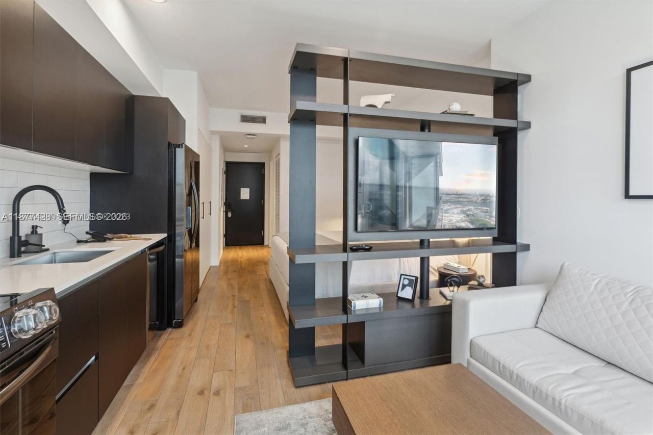 398 NE 5th St, Unit 2316, Miami, FL 33132 Photo