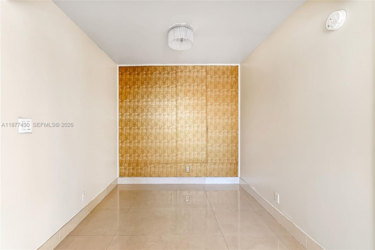 3031 N Ocean Blvd, Unit 406, Fort Lauderdale, FL 33308 Photo
