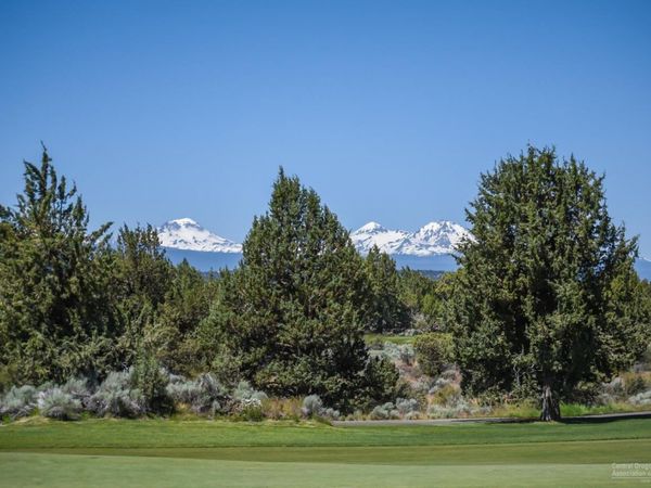 65615 Ghost Tree Court, Unit Lot 315, Bend, OR 97701