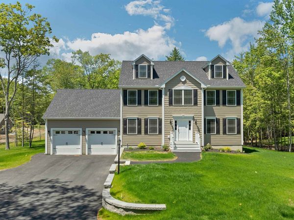 15 Bald Hill Road, Raymond, NH 03077
