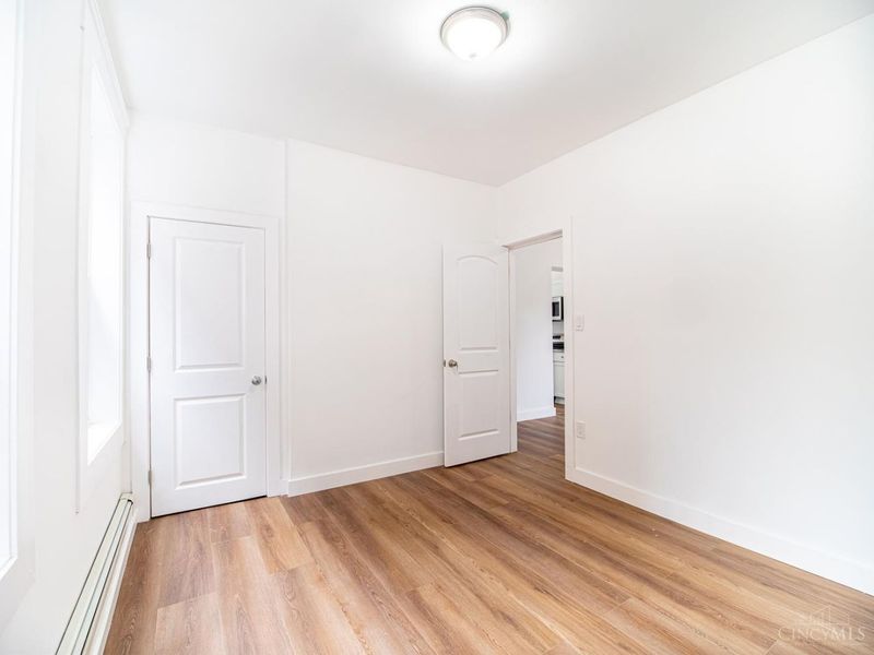 2408 Highland Avenue, Cincinnati, OH 45219 Photo 10