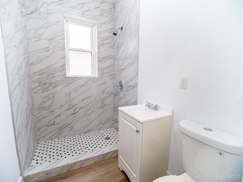 2408 Highland Avenue, Cincinnati, OH 45219 Photo 23