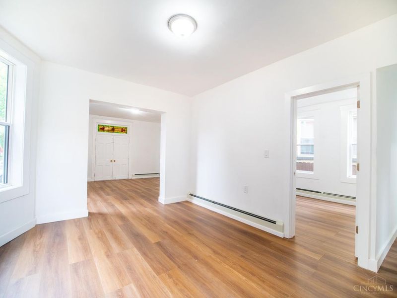 2408 Highland Avenue, Cincinnati, OH 45219 Photo 7