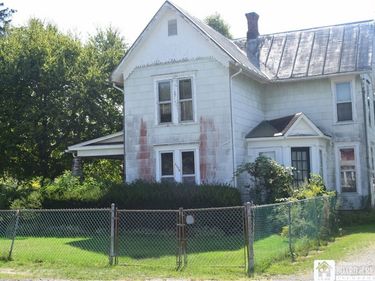 2179 Main Street, Lawtons, NY 14091