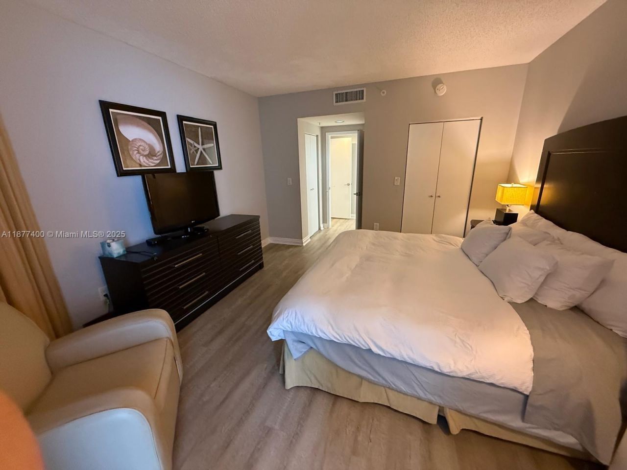 17375 Collins Ave, Unit 804, Sunny Isles Beach, FL 33160 Photo