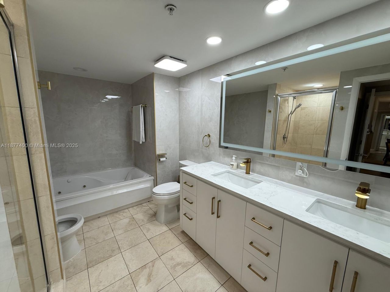 17375 Collins Ave, Unit 804, Sunny Isles Beach, FL 33160 Photo