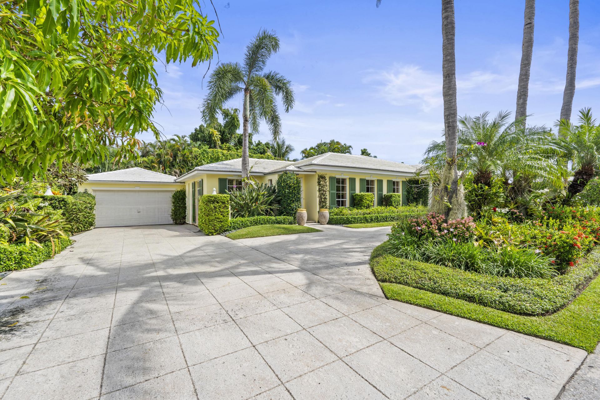 241 Via Linda, Palm Beach, FL 33480 Photo