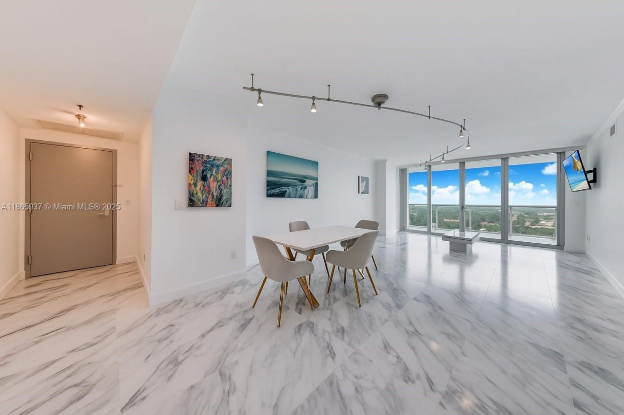 601 NE 36th St, Unit 1909, Miami, FL 33137 Photo