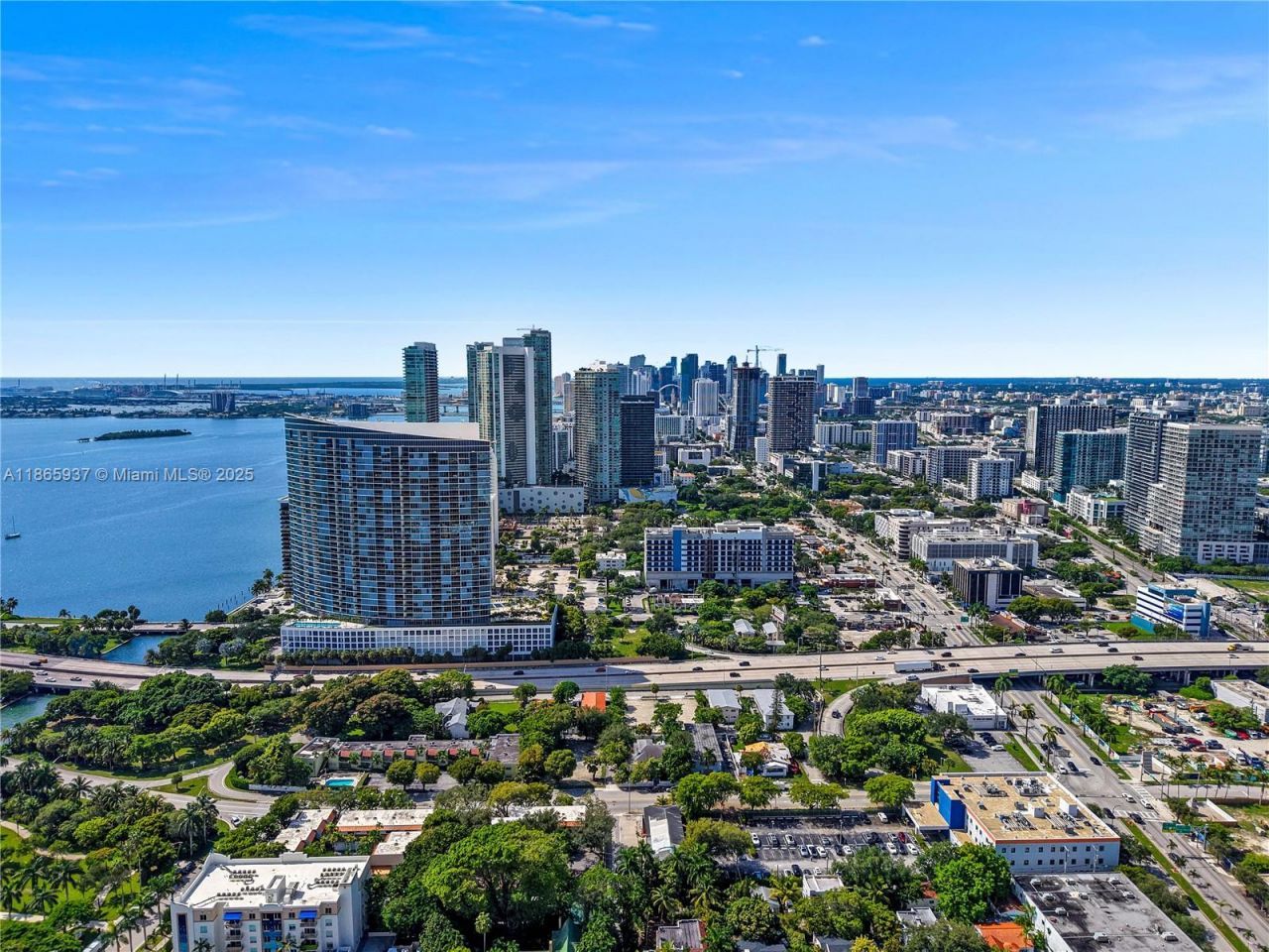 601 NE 36th St, Unit 1909, Miami, FL 33137 Photo