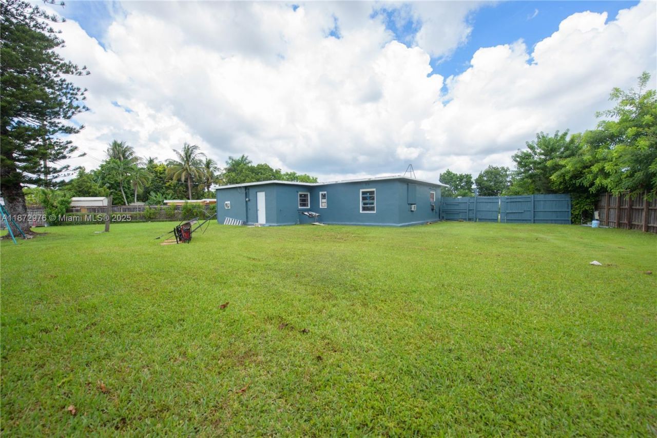 15250 Harrison Drive, Homestead, FL 33033 Photo