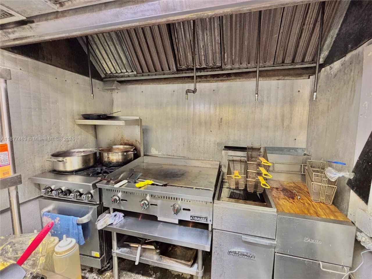 Cafeteria / Bar For Sale By The Palmetto, Miami, FL 33155 Photo