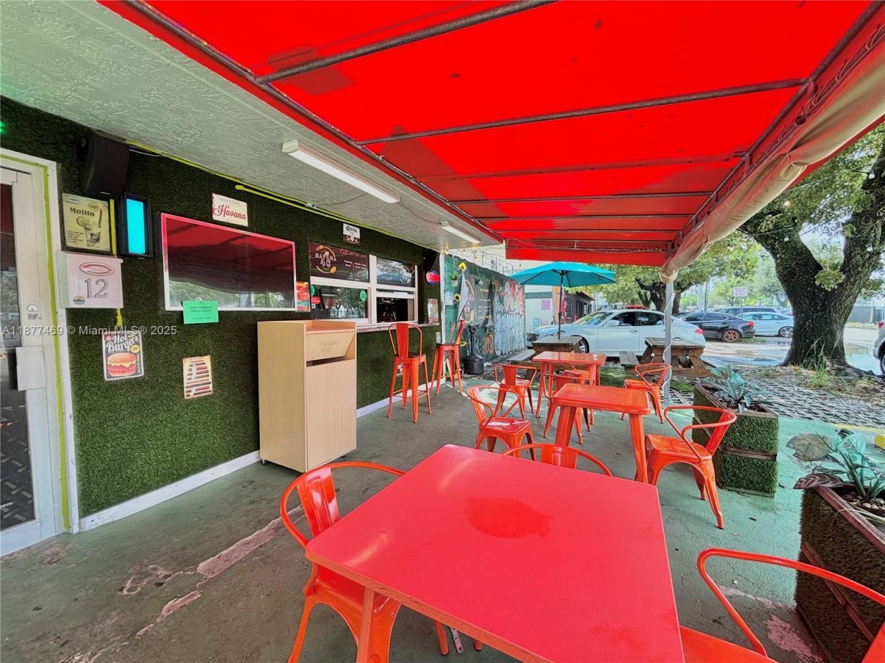 Cafeteria / Bar For Sale By The Palmetto, Miami, FL 33155 Photo
