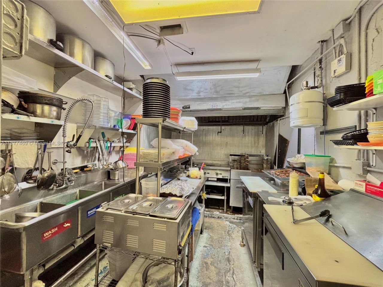 Cafeteria / Bar For Sale By The Palmetto, Miami, FL 33155 Photo