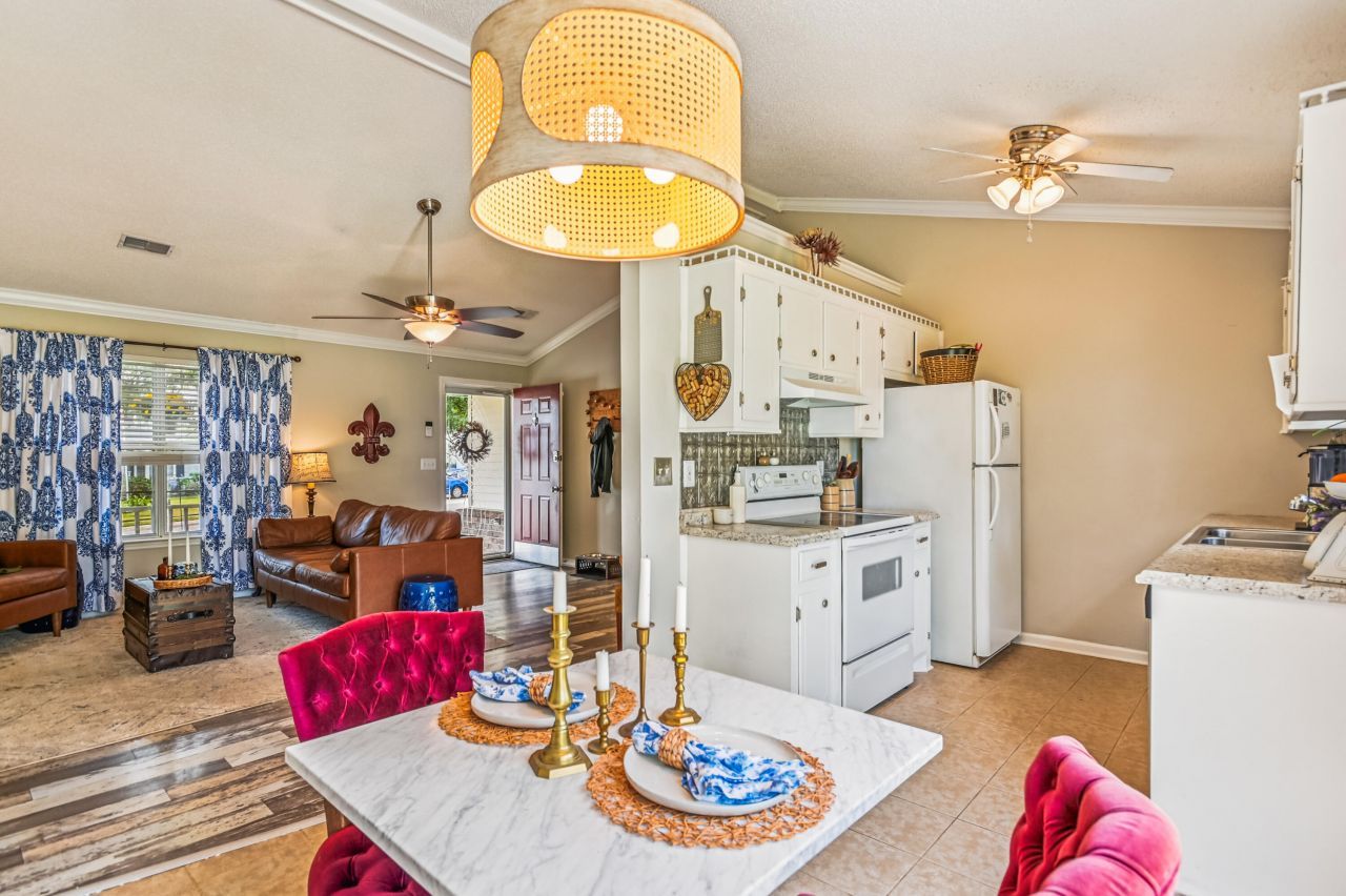 116 Two Hitch Road Photo 14