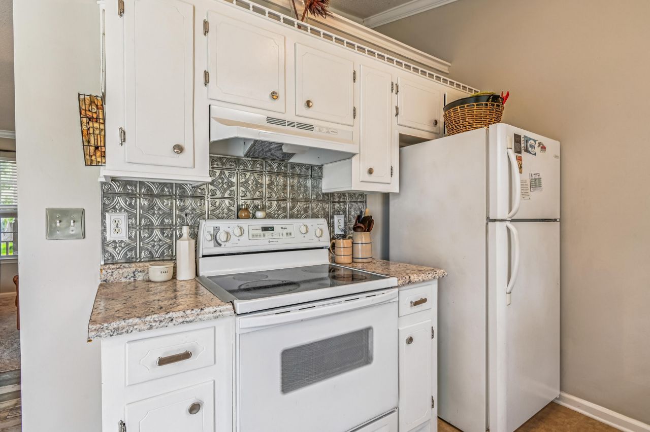 116 Two Hitch Road Photo 19