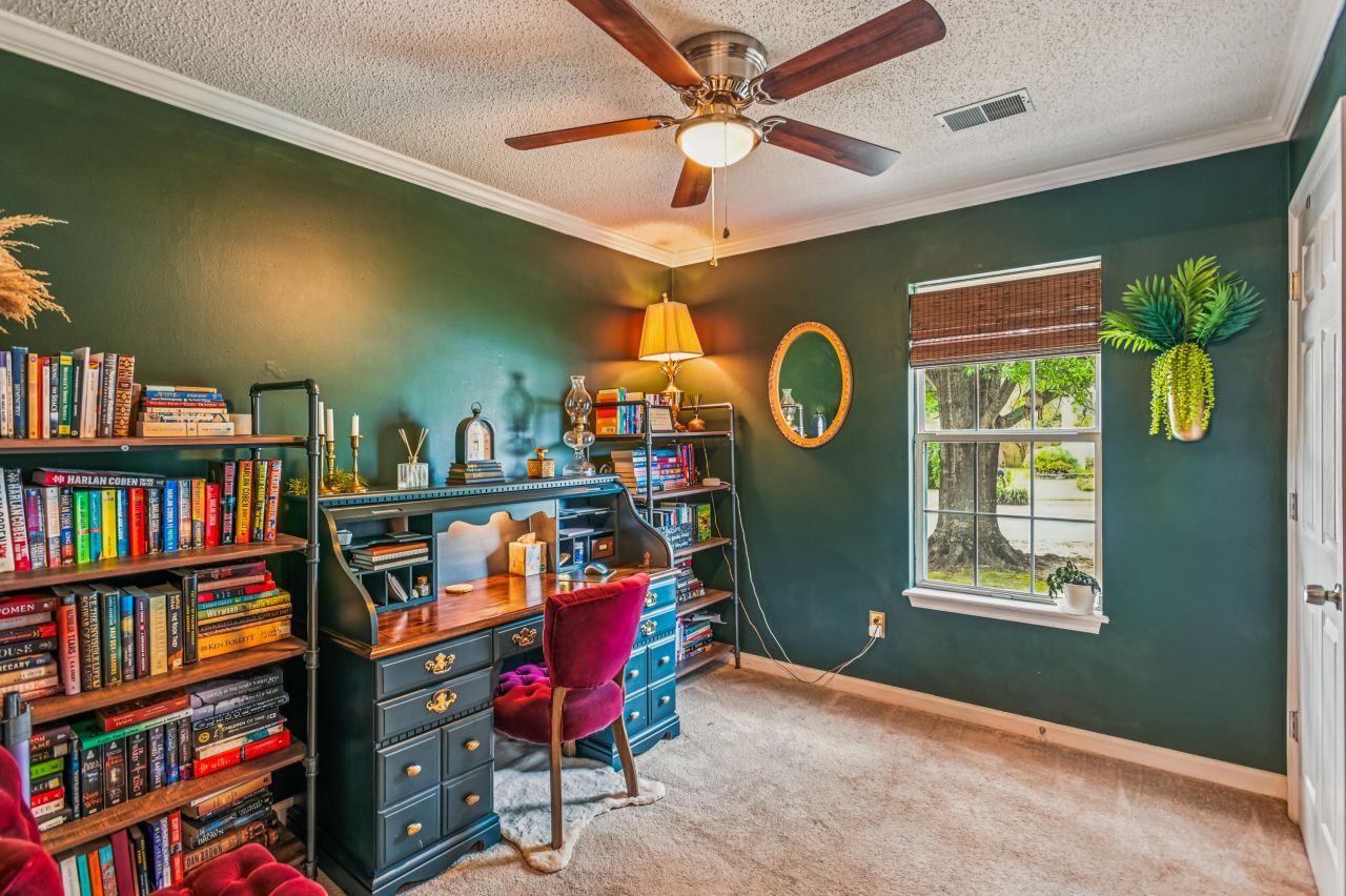 116 Two Hitch Road Photo 31