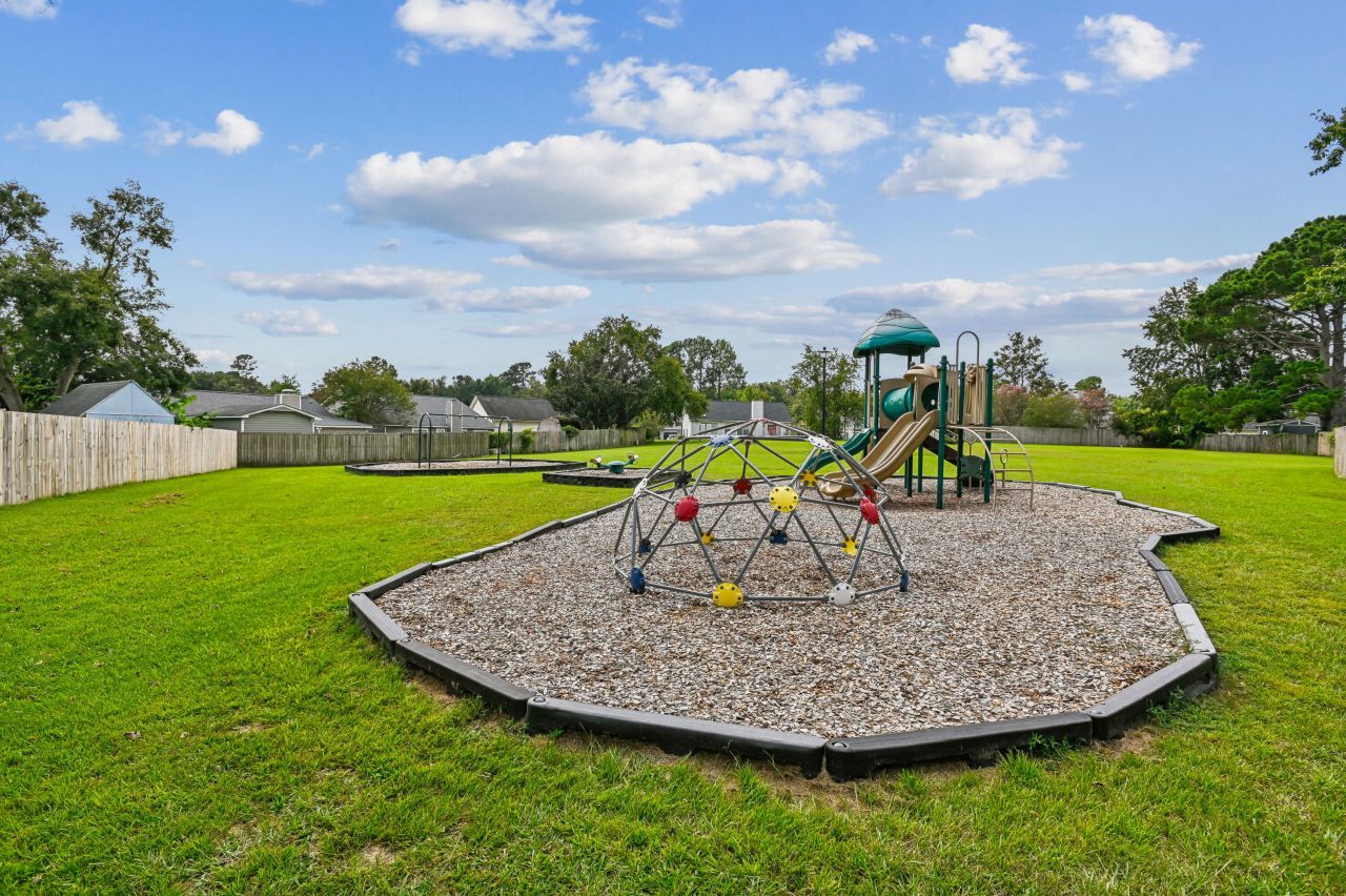 116 Two Hitch Road Photo 38