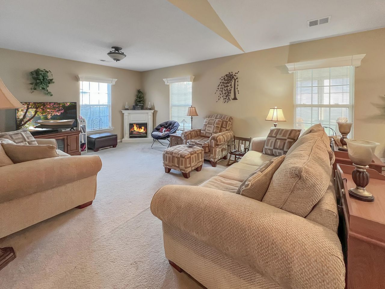 154 Antebellum Way Photo 9