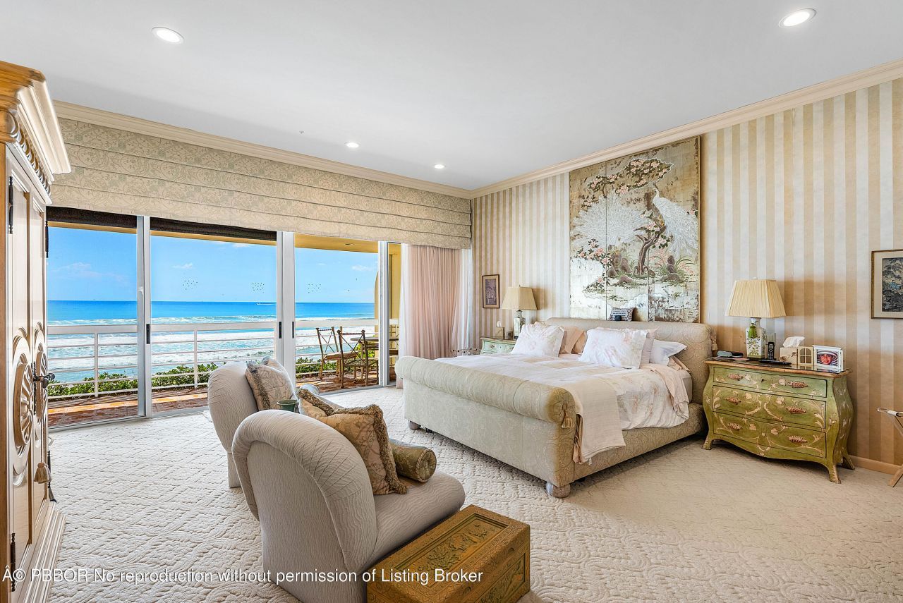 13 Sloans Curve Drive, Unit 13, Palm Beach, FL 33480 Photo