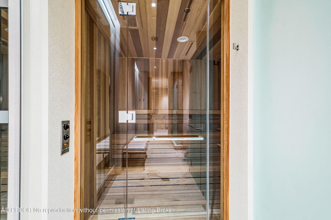 13 Sloans Curve Drive, Unit 13, Palm Beach, FL 33480 Photo