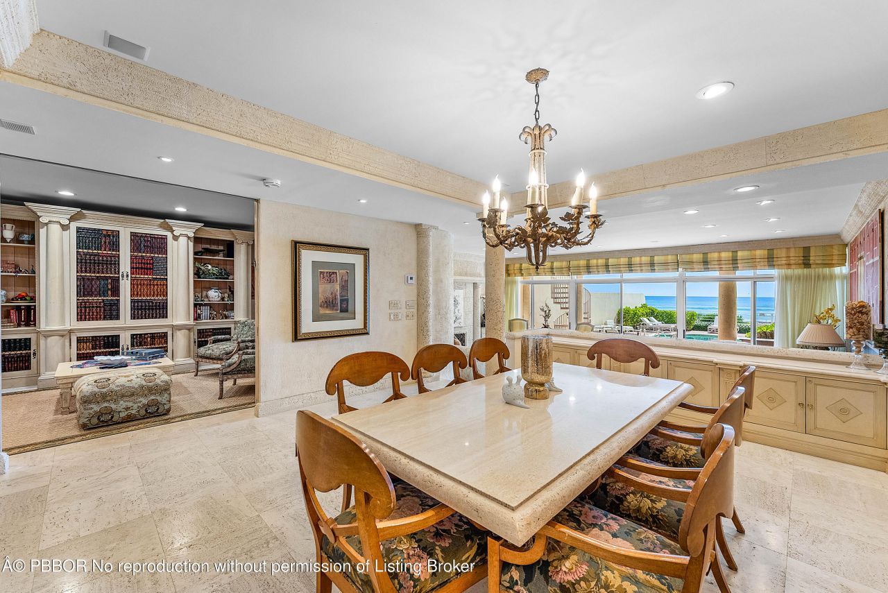 13 Sloans Curve Drive, Unit 13, Palm Beach, FL 33480 Photo