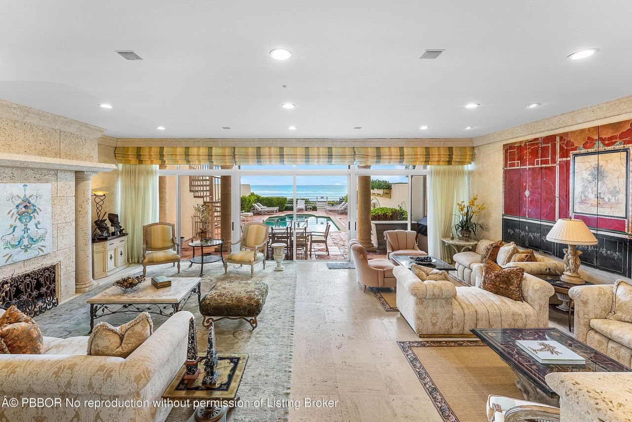 13 Sloans Curve Drive, Unit 13, Palm Beach, FL 33480 Photo