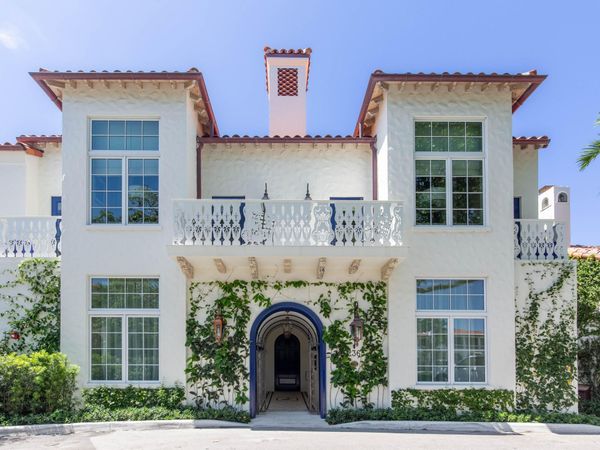 236 Phipps Plaza, Unit D, Palm Beach, FL 33480