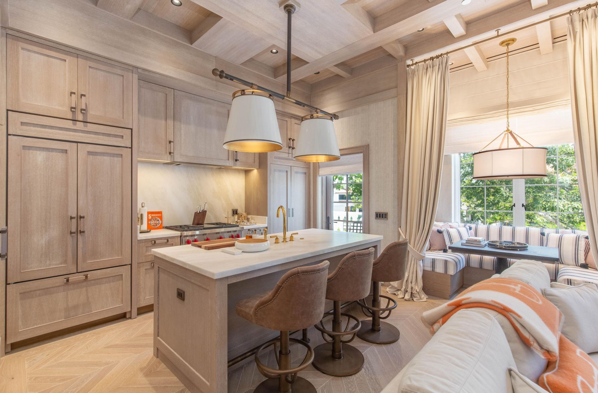 236 Phipps Plaza, Unit D, Palm Beach, FL 33480 Photo