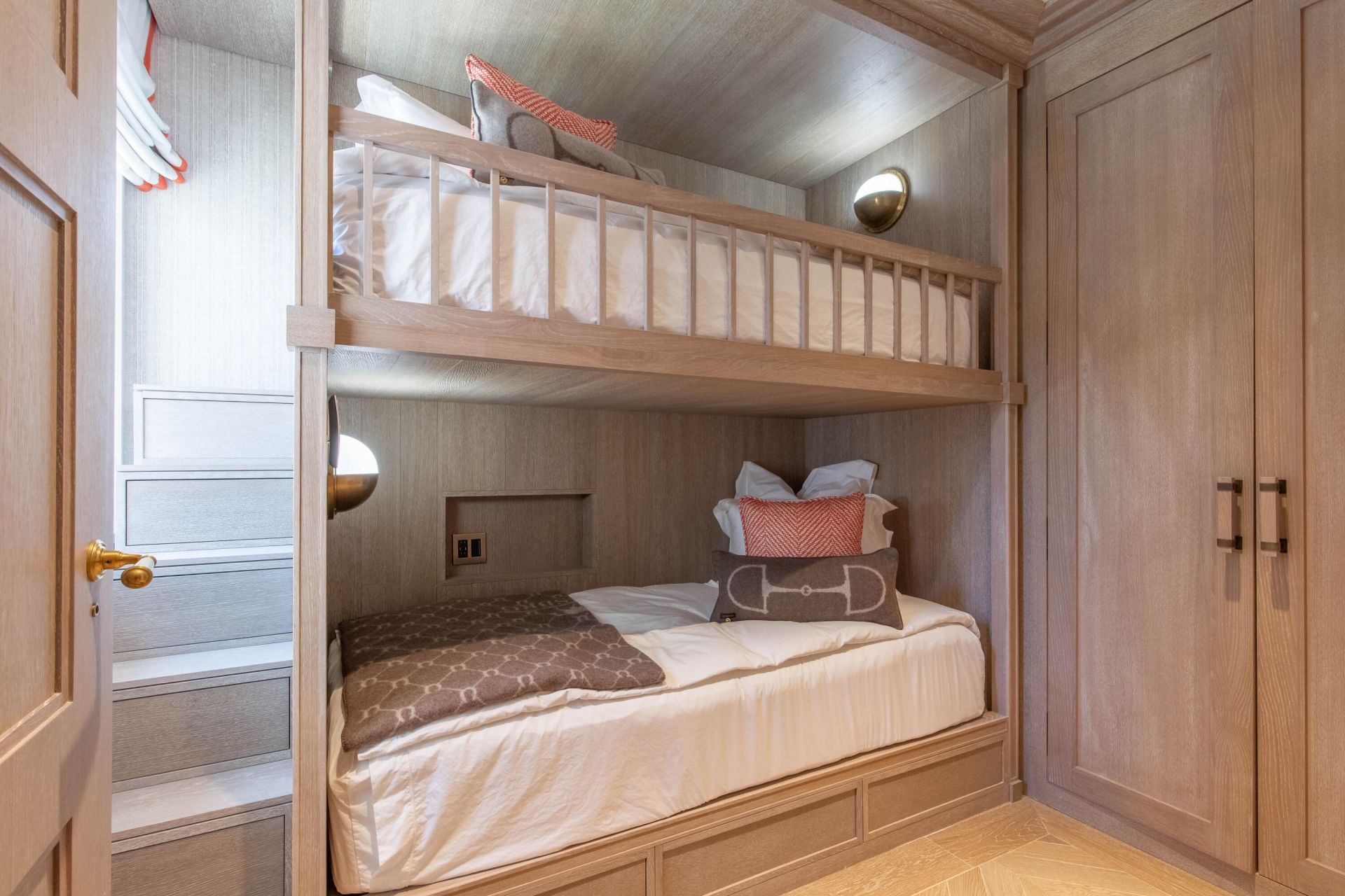 236 Phipps Plaza, Unit D, Palm Beach, FL 33480 Photo