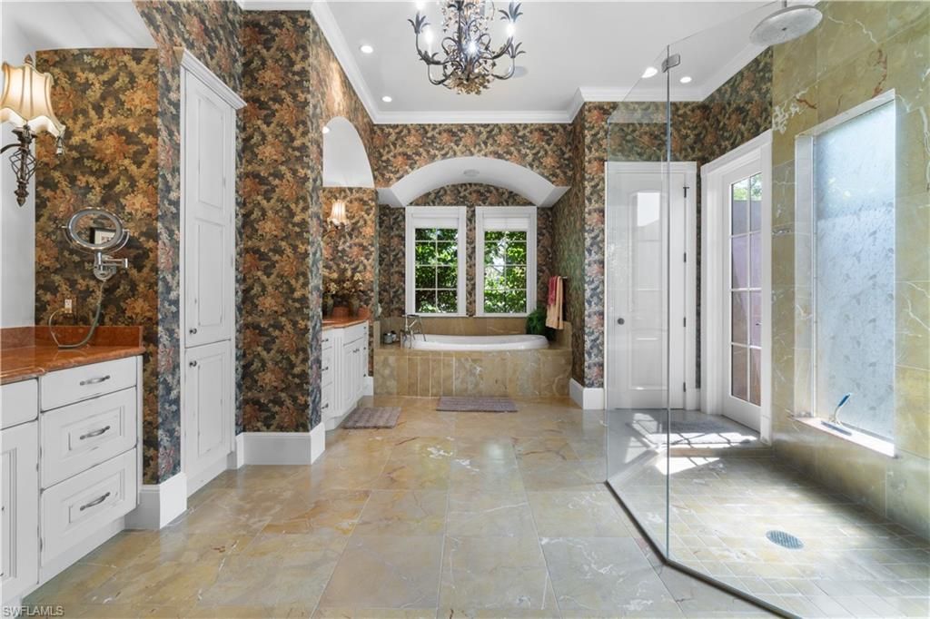611 18th Ave S, Naples, FL 34102 Photo
