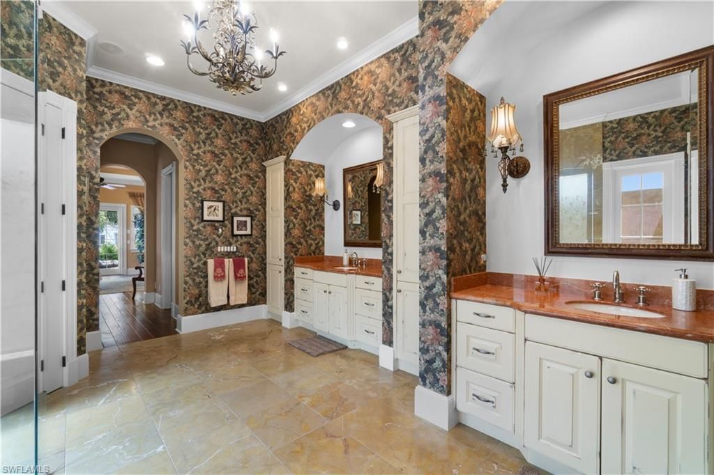 611 18th Ave S, Naples, FL 34102 Photo