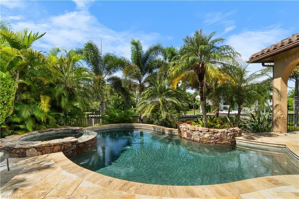 611 18th Ave S, Naples, FL 34102 Photo
